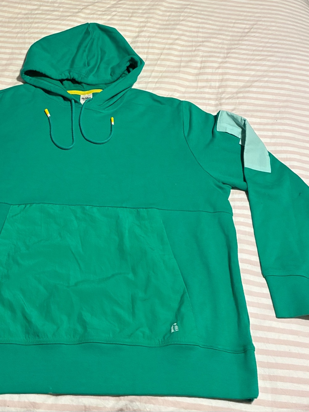 Fielder Bonobos Women’s Green Hooded Pullover Sweatshirt